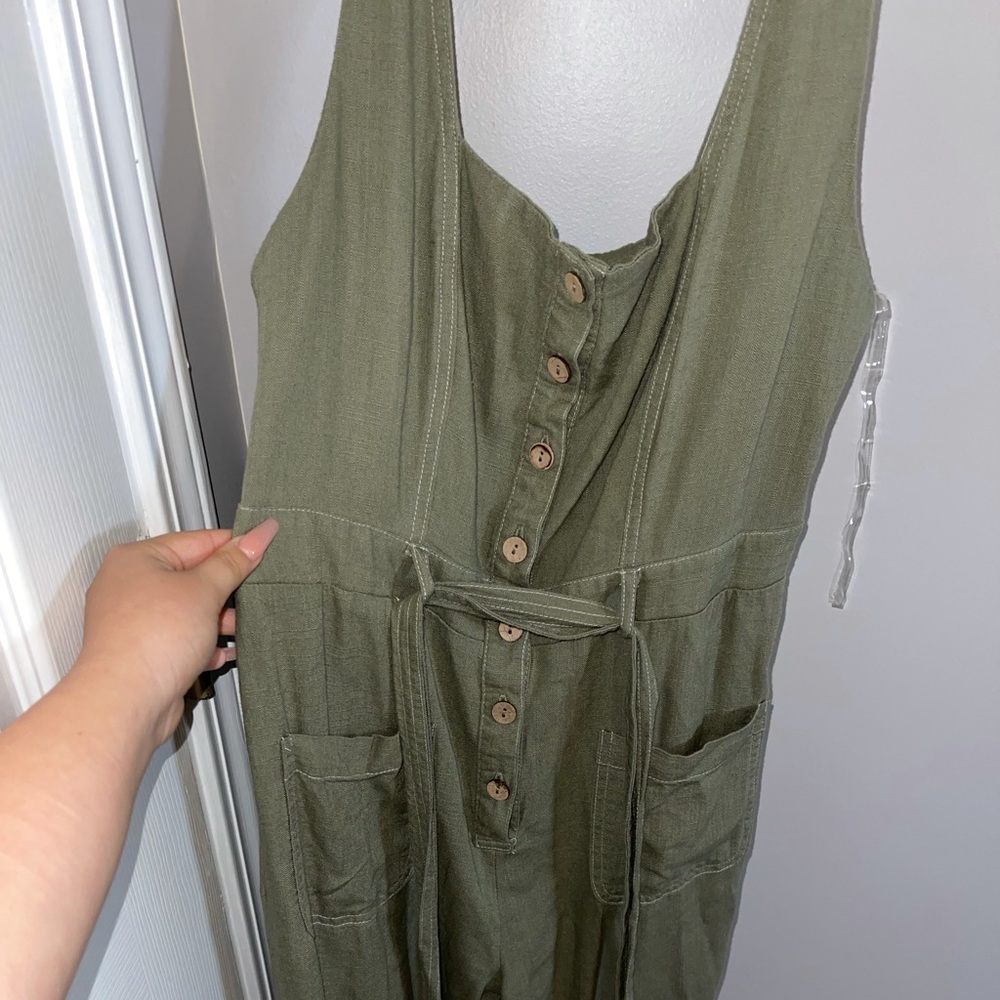 Jumper - Picture 2 of 3